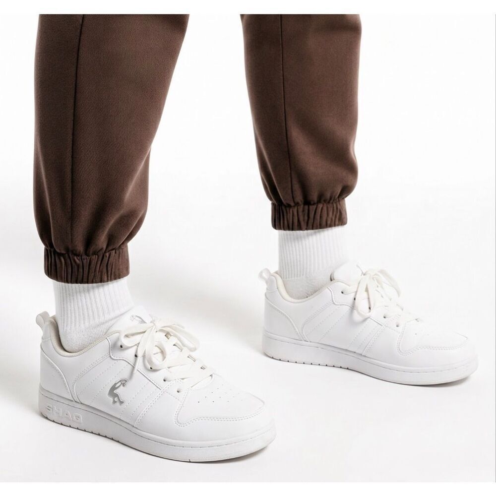 Shaq low-top sneakers size 4